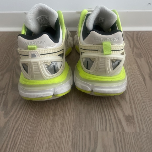 Balenciaga  Track.2 Sneakers - Picture 4 of 6